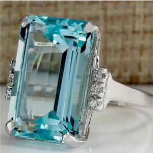 Princess Diana / Megan aquamarine Royal Ring